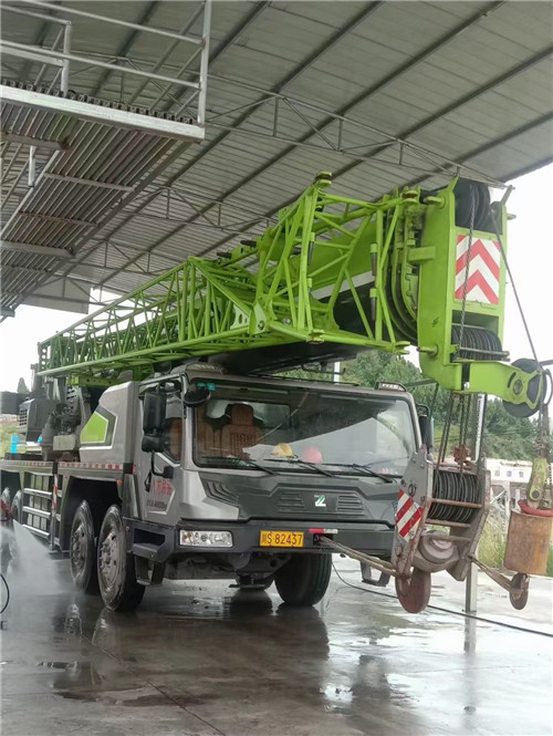 凤凰县租赁需要签订合同吗？定金比例一般是多少？