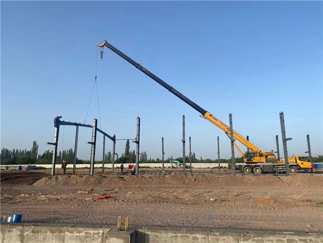 凤凰县夜间、节假日作业是否有加价？加价比例多少？