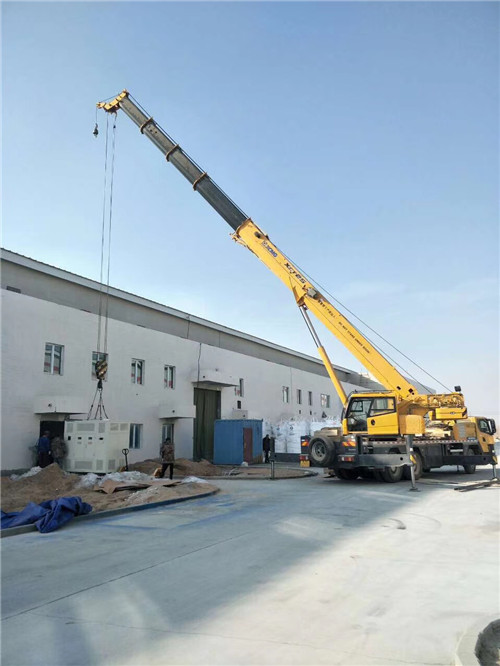 凤凰县“超载就喊停”—— 吊车的 “重量保镖” 技术